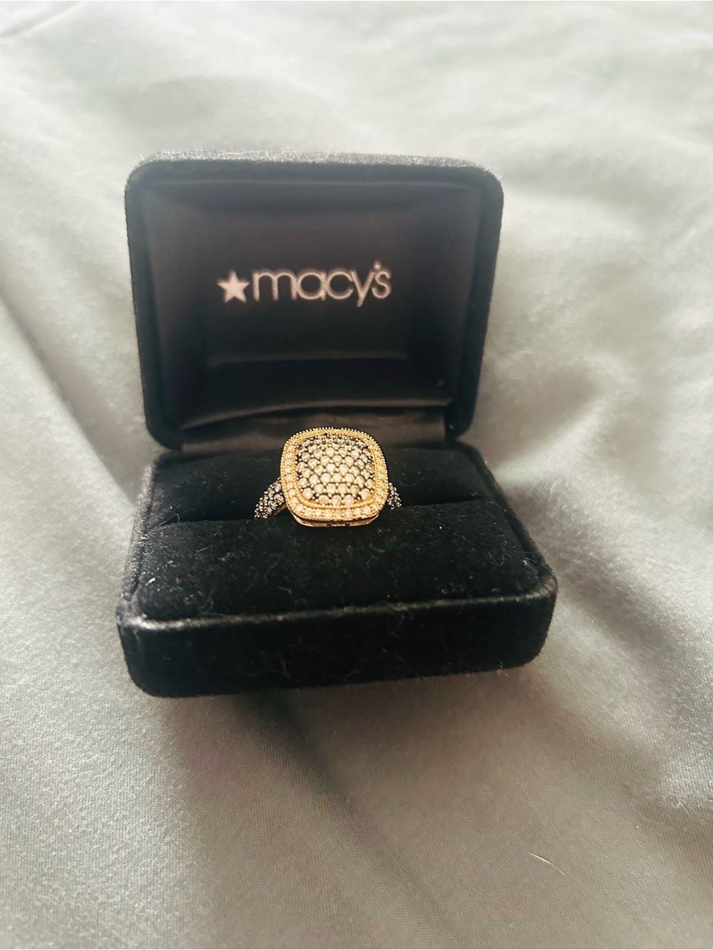 14k yellow gold and chocolate diamond ring